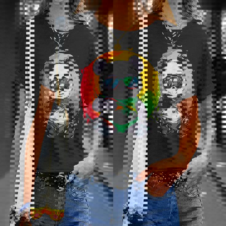 サングラス付きパンダ ラスタカラー Tシャツ 彼女への贈り物