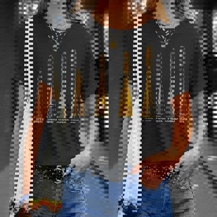 スプートニク ボストーク ヴォスホッド ソユズ ロケット ソ連 宇宙飛行機 Tシャツ 彼女への贈り物