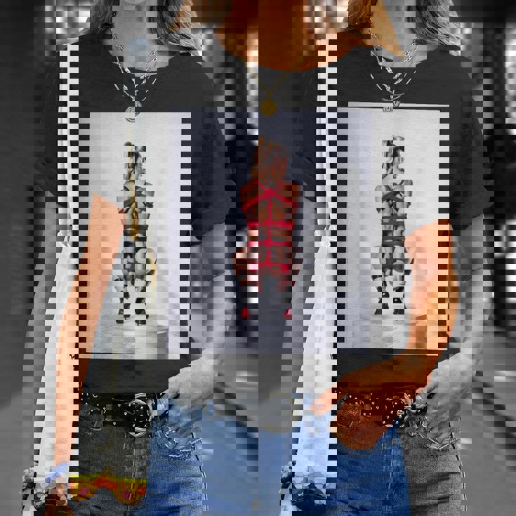 セクシーガールグラフィックtシャツ シバリロープのセクシーなピンナップガール Tシャツ 彼女への贈り物