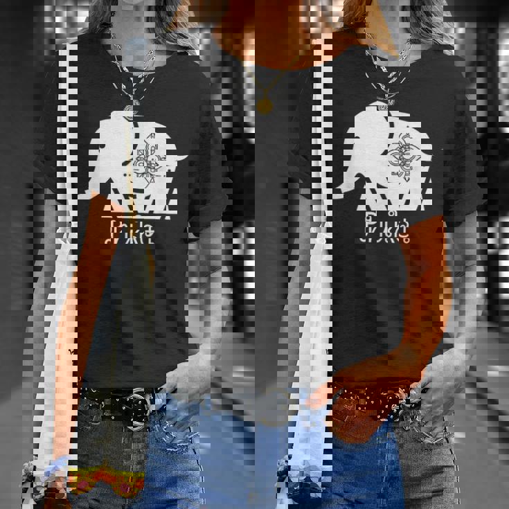 タイプーケット 象 グラフィック タイ土産 旅行ギフト Tシャツ 彼女への贈り物