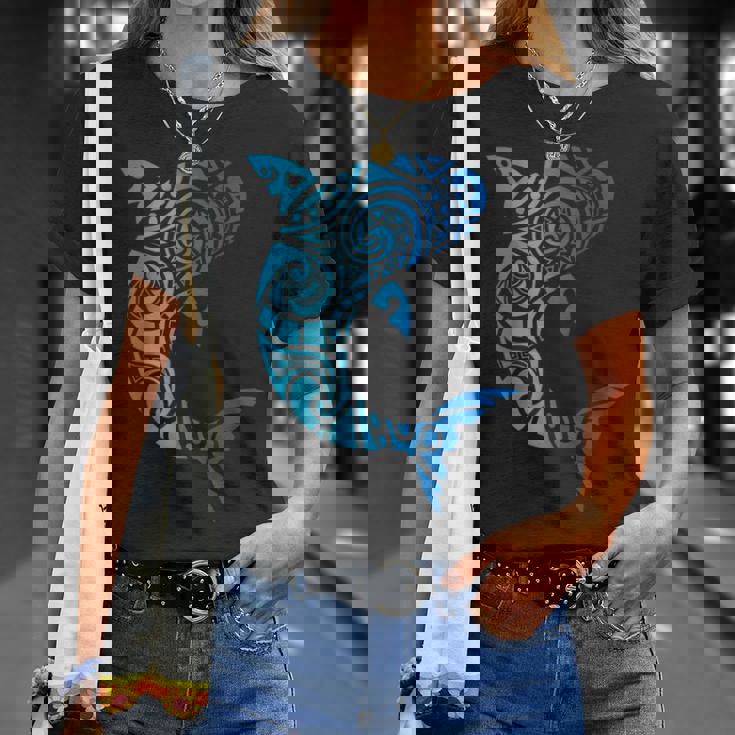 トライバルスタイル ハワイ マノ サメ 恋人 週間 ビーチギフト Tシャツ 彼女への贈り物