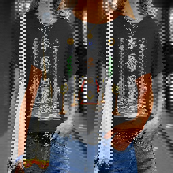 フリーメーソンのロッジ フリーメイソン フリーメイソンのコンパス フリーメイソンの祭壇 Tシャツ 彼女への贈り物
