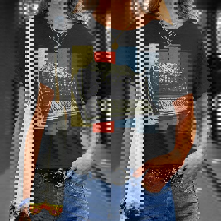 モジュラー シンセサイザー キーボード テクノ ビンテージ アナログ 猫 長袖tシャツ Tシャツ 彼女への贈り物