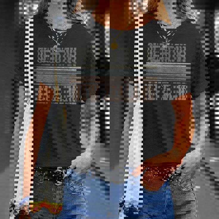 レトロ クイーンズタウン ニュージーランド Tシャツ 彼女への贈り物