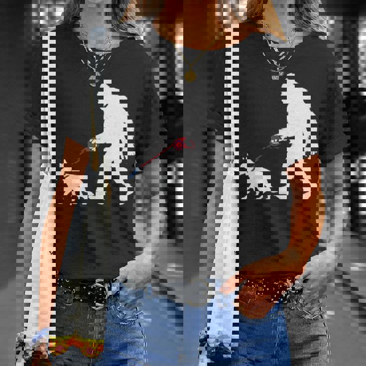 レトロ ビッグフット ウォーキング ジャーマンシェパード 犬 おもしろい サスカッチ 長袖tシャツ Tシャツ 彼女への贈り物