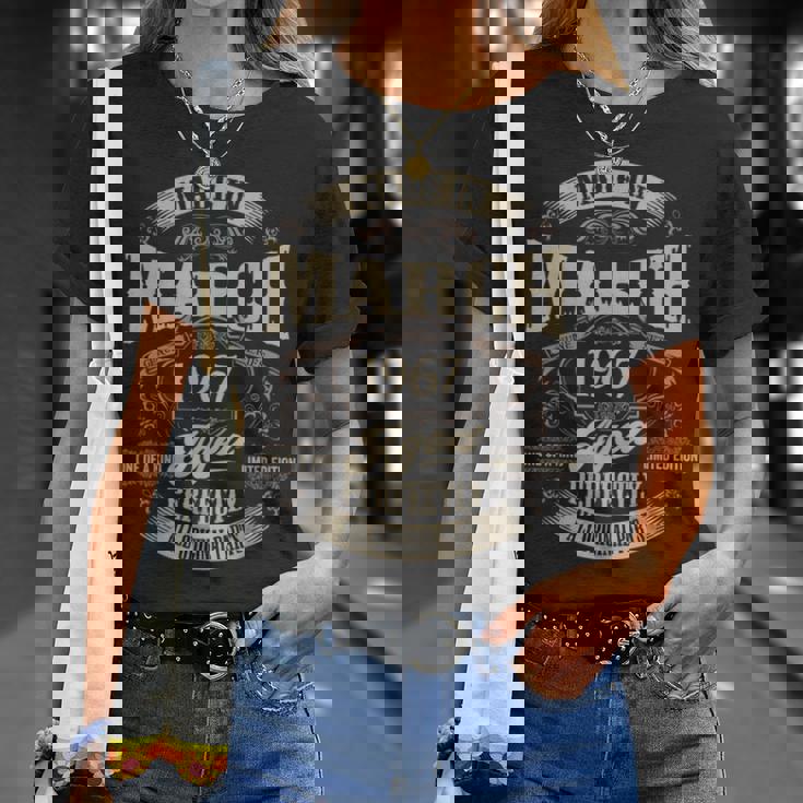 ヴィンテージ還暦伝説 1967年3月 60歳の贈り物 Tシャツ 彼女への贈り物