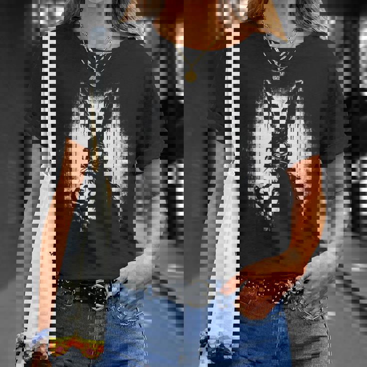 不気味なゴスウサギ、ホラーバニー、奇妙なコアウサギ Tシャツ 彼女への贈り物