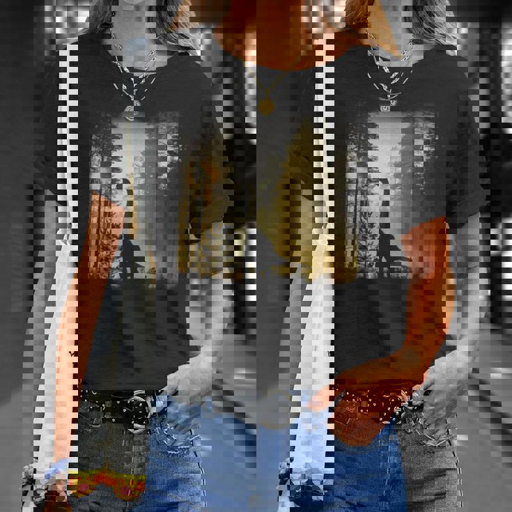 夜明けの竜脚類恐竜の森 リアルなグラフィックデザイン Tシャツ 彼女への贈り物