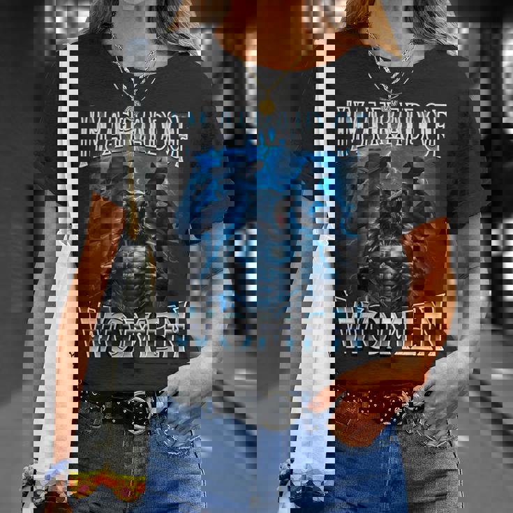 女が怖い狼アルファ・ウルフ・ミーム・クリンジ・ビアード Tシャツ 彼女への贈り物