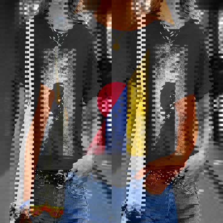 日本ベネズエラ国旗 日本のベネズエラ。 Tシャツ 彼女への贈り物