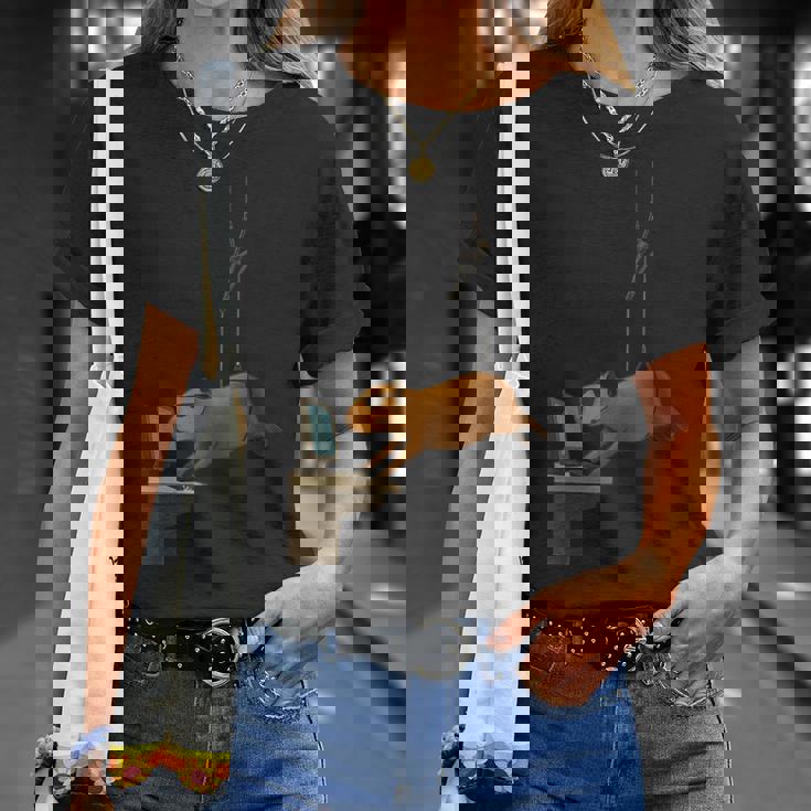 最高にクールなカピバラスパイインハイスト Tシャツ 彼女への贈り物