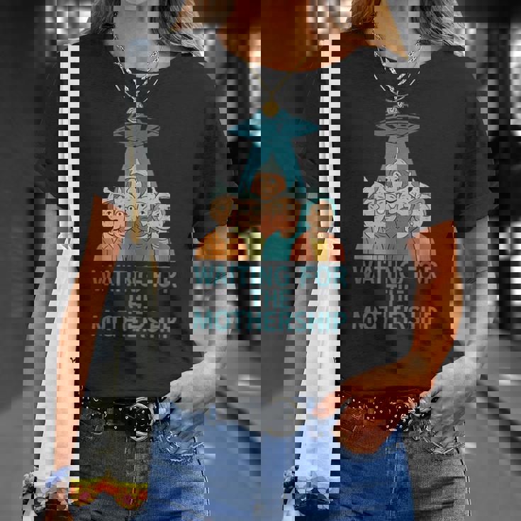 母艦を待つufo エイリアン陰謀論 Tシャツ 彼女への贈り物