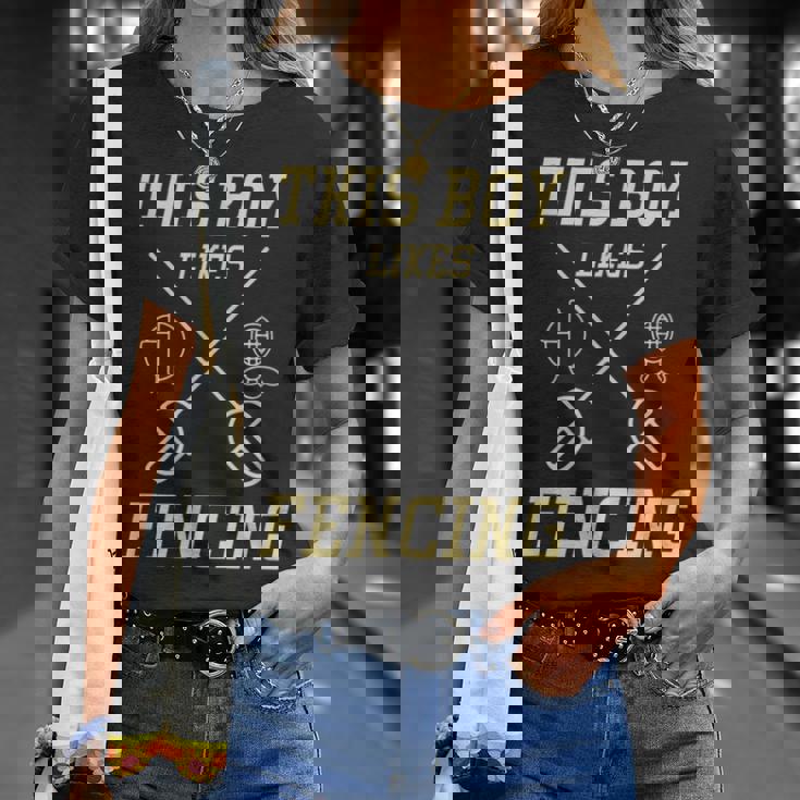 男の子はフェンシングが好き スポーツ 趣味 フェンシング Tシャツ 彼女への贈り物