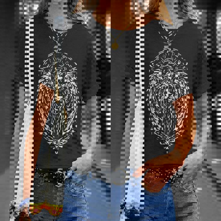 翼と月を持つ天使のシンボル神聖な神秘的な芸術 Tシャツ 彼女への贈り物