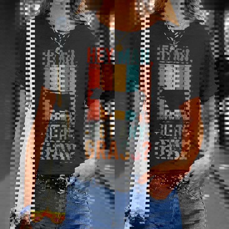 草を求めるレトロの面白い牛 農場のユーモアスタイル Tシャツ 彼女への贈り物