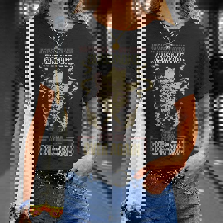 面白い幸せはガンスモークを何度も見ていることです Tシャツ 彼女への贈り物