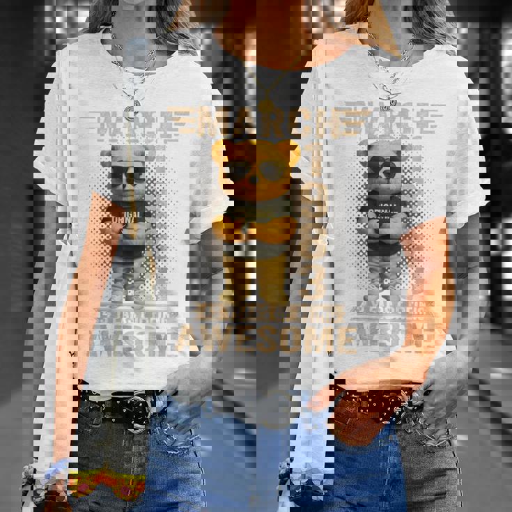 43歳 1983年3月 テディベア 43歳 誕生日 男性 女性 Tシャツ 彼女への贈り物