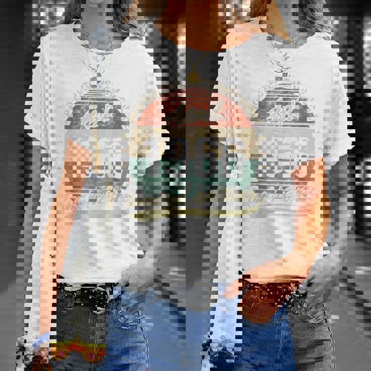60歳の誕生日 1966年4月から絶対に素晴らしいヴィンテージ。 Tシャツ 彼女への贈り物