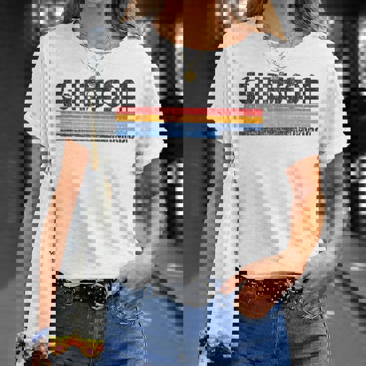 Arの故郷の誇りをこのレトロな70年代80年代でギブソンに見せましょう Tシャツ 彼女への贈り物