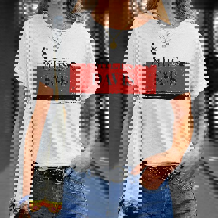 スペインのマイルス・デイビスのスケッチ Tシャツ 彼女への贈り物