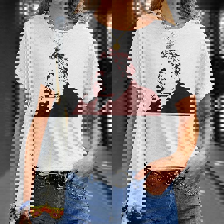 フリードリヒ・ニーチェステンシル Tシャツ 彼女への贈り物