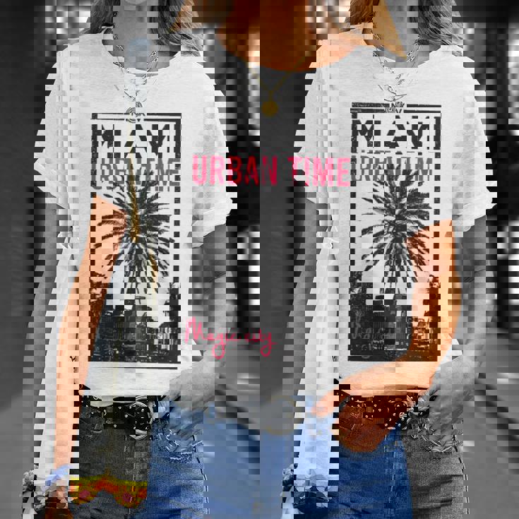 マイアミマジックシティビーチシャツ フロリダ愛好家向け 長袖tシャツ Tシャツ 彼女への贈り物