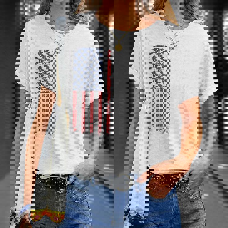 葉巻ウィスキーガン&フリーダム アメリカ国旗 7月4日 バック Tシャツ 彼女への贈り物