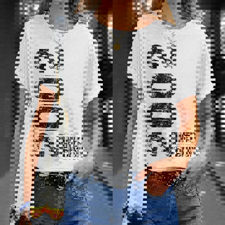 限定 24 歳の誕生日男性版女性 24 歳 2002 ギフト Tシャツ 彼女への贈り物