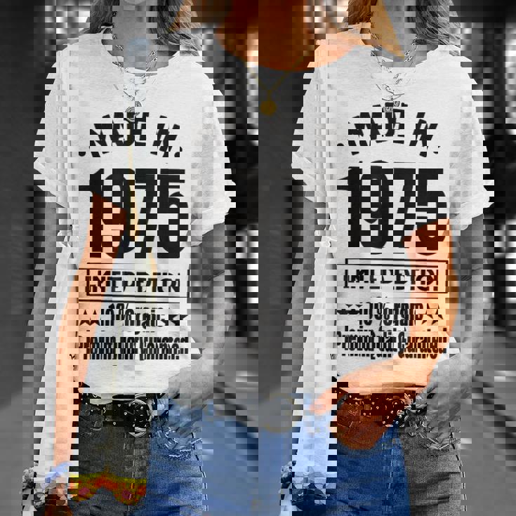 限定版 1975年 誕生日 1975年 1975年生まれ Tシャツ 彼女への贈り物