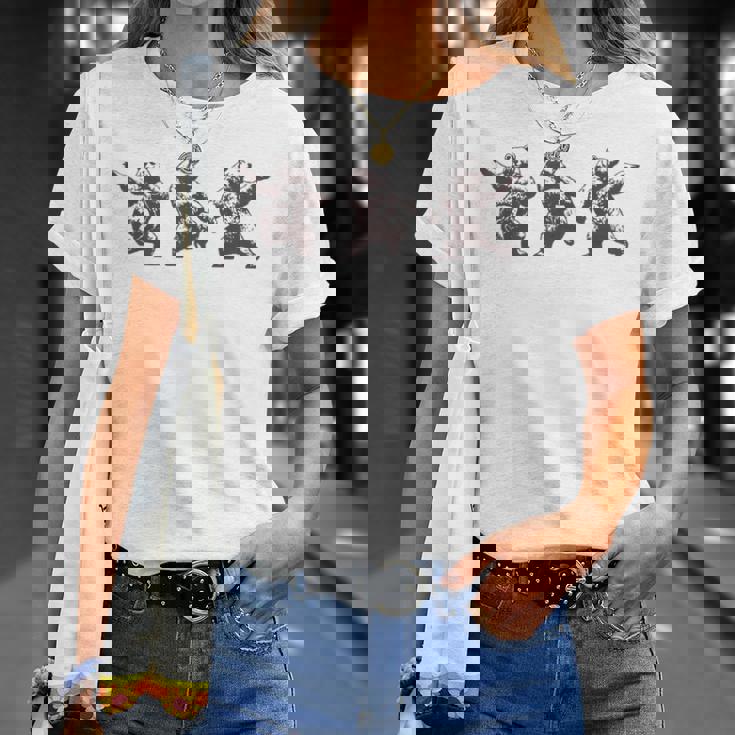 面白いクマのダンスグラフィック。動物愛好家、男性、女性、子供用。 Tシャツ 彼女への贈り物