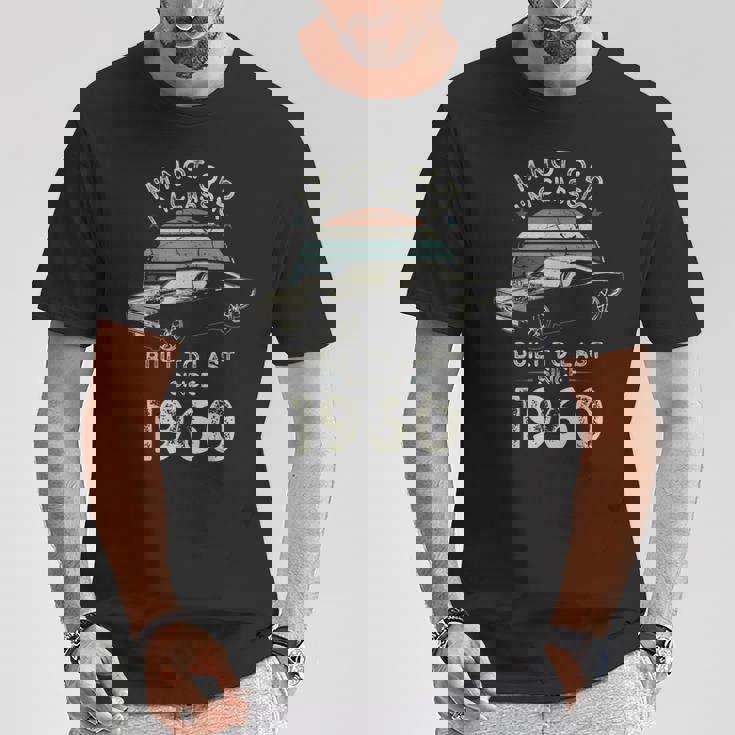 66歳の誕生日 1960年クラシックカー Tシャツ 面白い贈り物