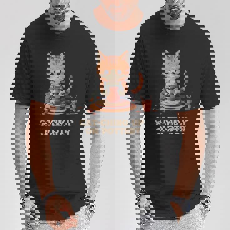 Cat-Ching Up On Pottery 面白い猫好きデザイン Tシャツ 面白い贈り物