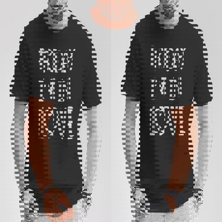 Friday I'm In Love Love デザイン、ハート Tシャツ 面白い贈り物
