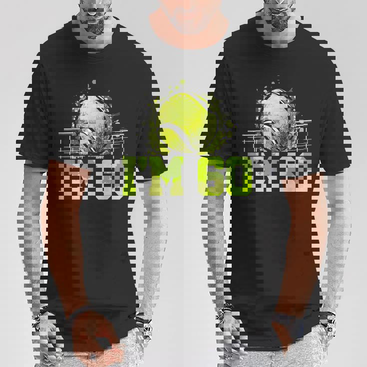 I'm 60 ラケット スポーツ テニス 選手 大人 還暦 Tシャツ 面白い贈り物