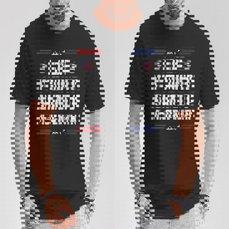 I Love My Country Ashamed Of My Government Usa 愛国的 Tシャツ 面白い贈り物