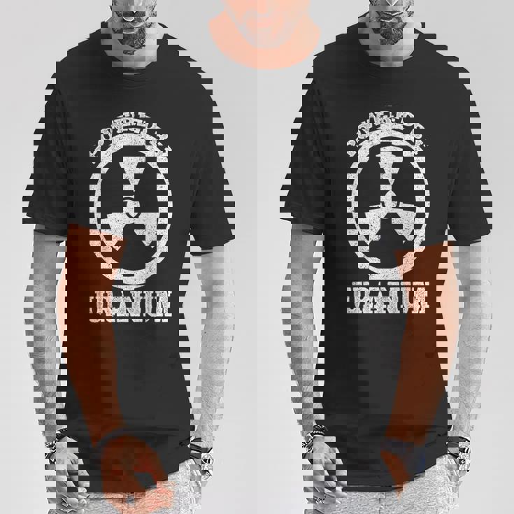 Powered By Uranium 原子力エンジニア Tシャツ 面白い贈り物