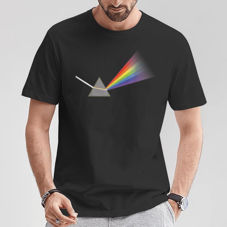 Prisma Mit Regenbogenfarben Und Weißem Lichtstrahl T-Shirt Lustige Geschenke
