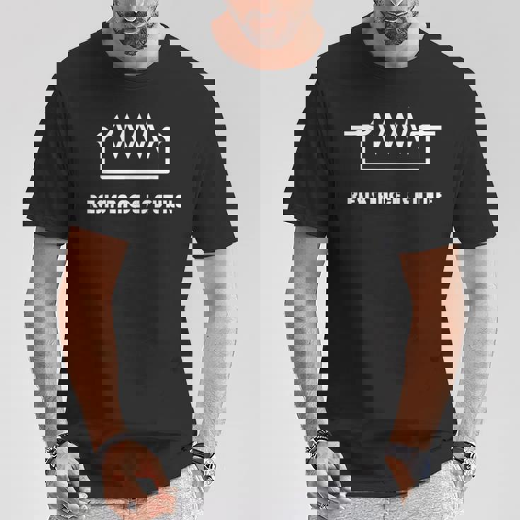 Resistance Is Futile Tシャツ 面白い贈り物