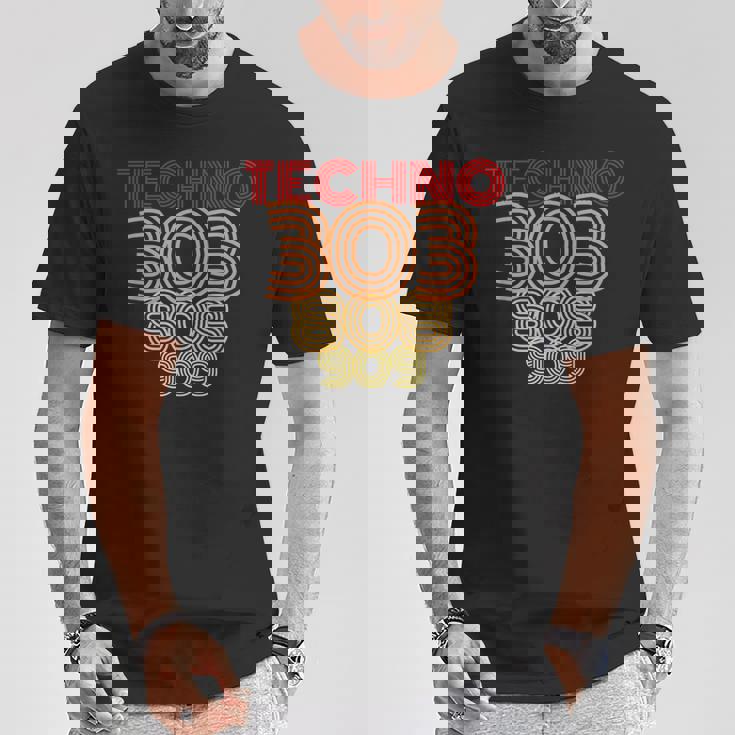 Synthesizer Techno 303 808 909 For Fans Of Analogueounds Tシャツ 面白い贈り物