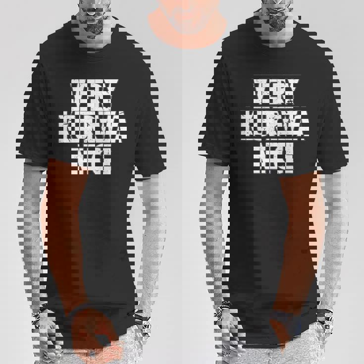 Very Kurwa Nice Poland Polska Polskieery Nice Tシャツ 面白い贈り物