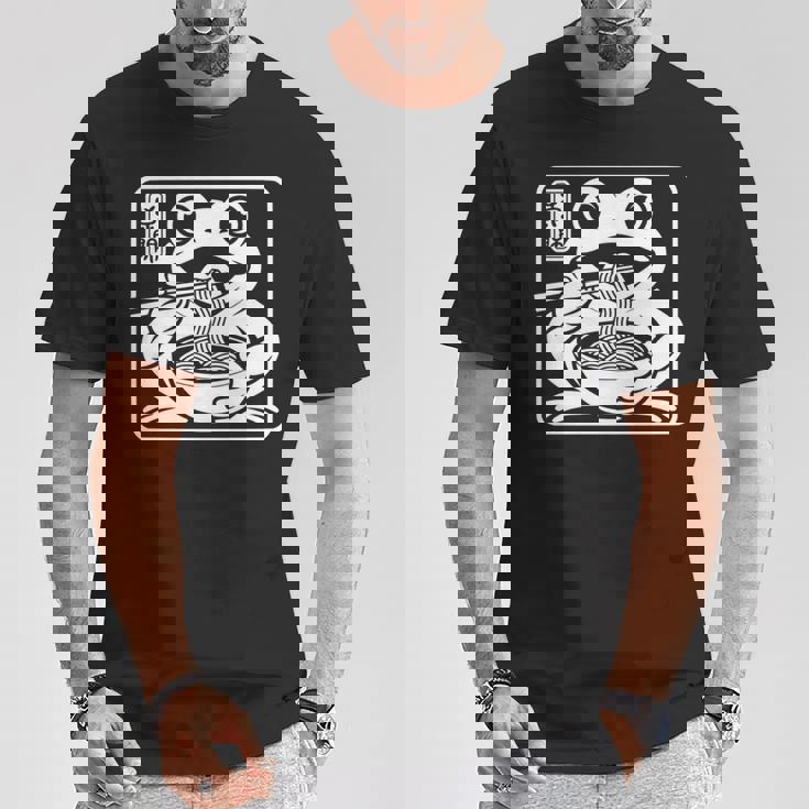 おもしろい 不機嫌そうなカエル ラーメン かわいい 水墨画 日本語 長袖tシャツ Tシャツ 面白い贈り物
