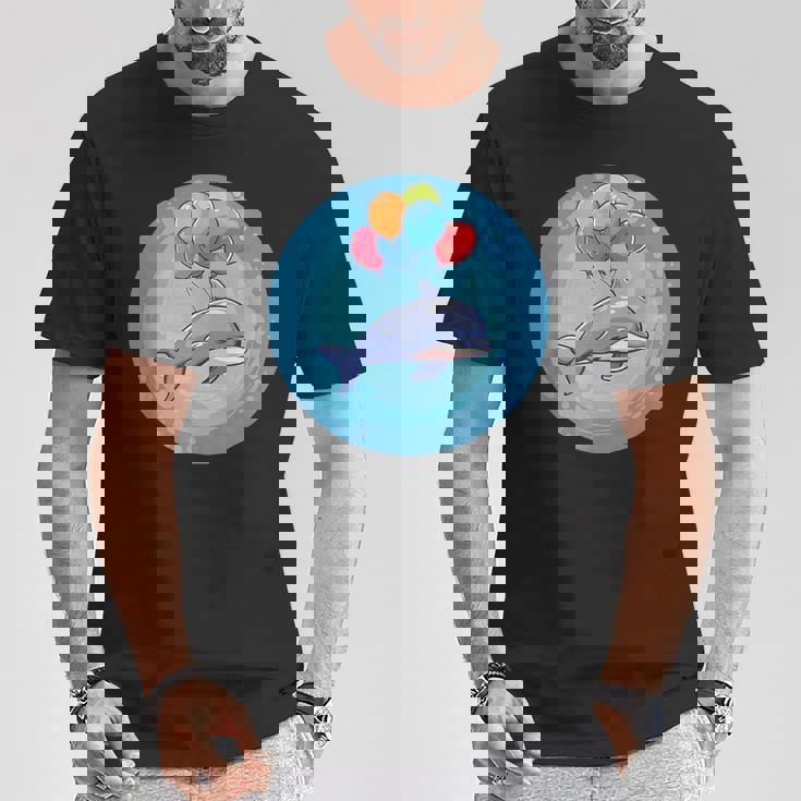 イルカと風船のコスチュームで一日を明るくしましょう。 Tシャツ 面白い贈り物