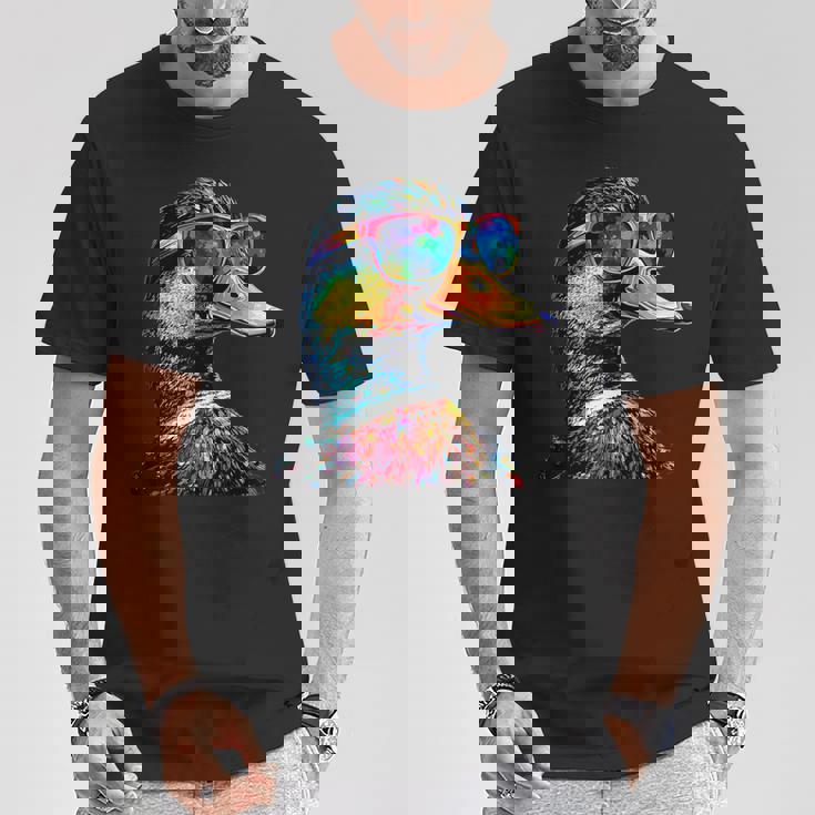 カラフルな虹色のアヒル マガモ ドレイク 小さなアヒル Tシャツ 面白い贈り物