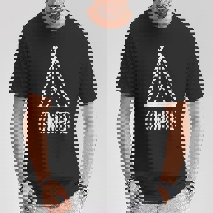 キャンパー キャンプ好き 山好き ハイキング好き 登山好き 海好き アウトドア好き キャンプ Tシャツ 面白い贈り物