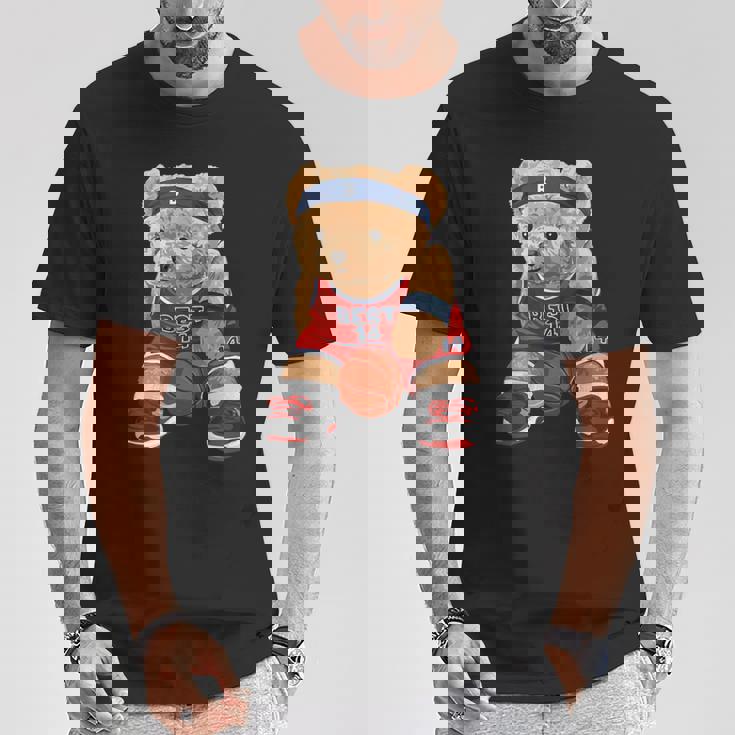 クールなテディベアがバスケットボールのイラストグラフィックデザインを演じます。 Tシャツ 面白い贈り物