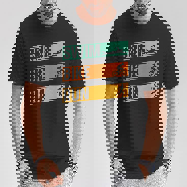 スイム・バイク・ラン トライアスロン選手 アスリート スポーツ トライアスロン Tシャツ 面白い贈り物