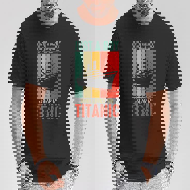 タイタニックボーイラブズ タイタニック ボーイズ タイタニック ボーイズ キッズ ユース Tシャツ 面白い贈り物