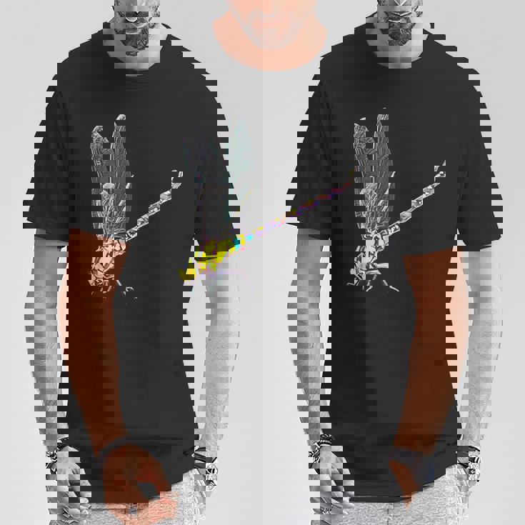 トンボ モチーフ 昆虫 カラフル 羽 虫 トンボ Tシャツ 面白い贈り物