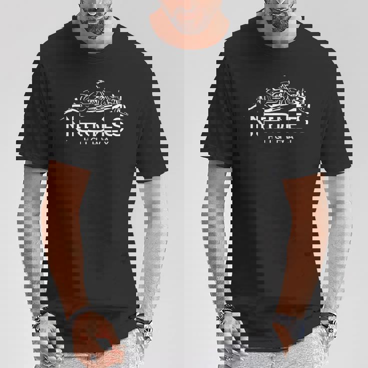 ニードルズ・ハイウェイ・サウスダコタ・モーターサイクル Tシャツ 面白い贈り物