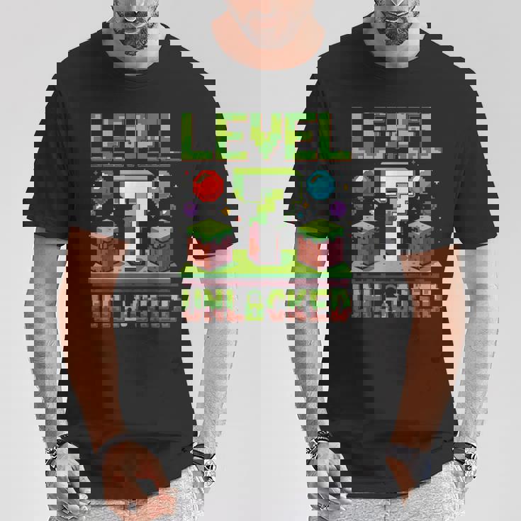 バースデーボーイシャツ レベル7 ロック解除 7歳の誕生日 男の子 Tシャツ 面白い贈り物